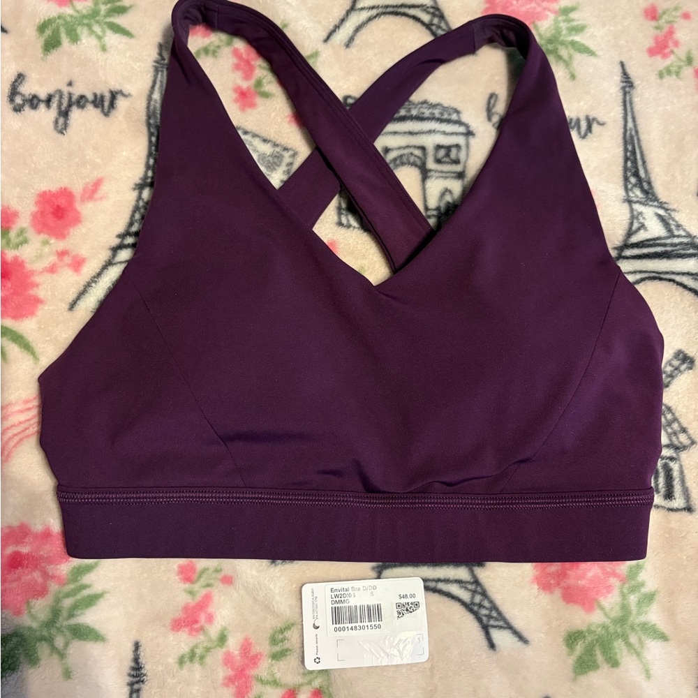 Lululemon Athletica Envital Sports Bra D/DD, sz 6